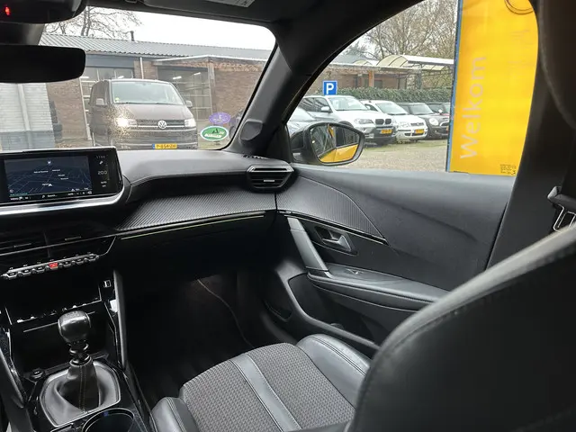 Peugeot 208 1.2 PureTech GT-Line 2020 Benzine 16