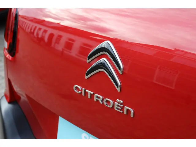 Citroën C3 Aircross 1.2 PureTech S&S Shine 2020 Benzine 12