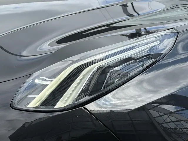 Lynk & Co 01 1.5 2025 Hybride Benzine 8