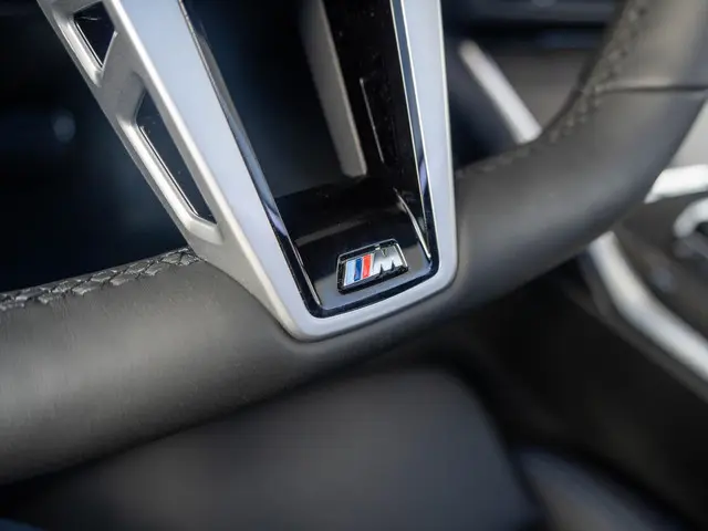 BMW 3 Serie Sedan 330e 2026 Hybride Benzine 30