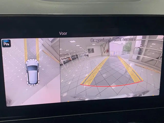 Mercedes-Benz GLA 250 e AMG Line 2023 Hybride Benzine 13