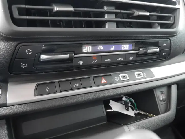 Peugeot Expert 2.0 BlueHDi 145 L3 2024 Diesel 19