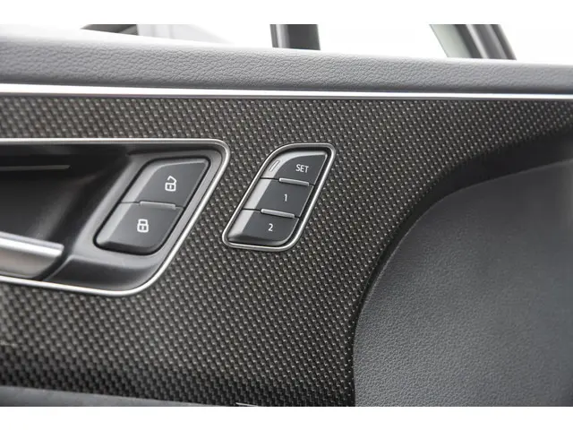 Audi SQ7 4.0 TFSI quattro ABT 7p 2023 Benzine 44