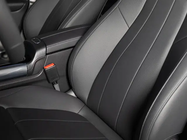 Mercedes-Benz EQA 250+ Business Line 2024 Elektrisch 16
