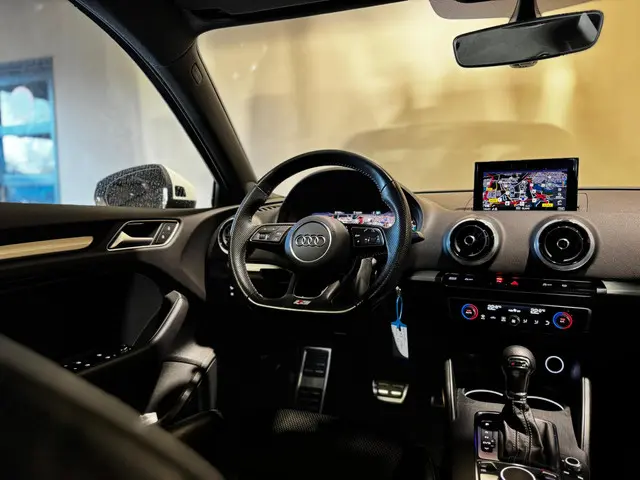 Audi A3 Limousine 1.5 TFSI S Line Edition 2019 Benzine 12