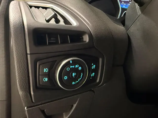 Ford Focus 1.0 Titanium Navi|Trekhaak|PDC! 2018 Benzine 27