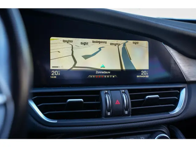 Alfa Romeo Giulia 2.0 T AWD 2019 Benzine 18