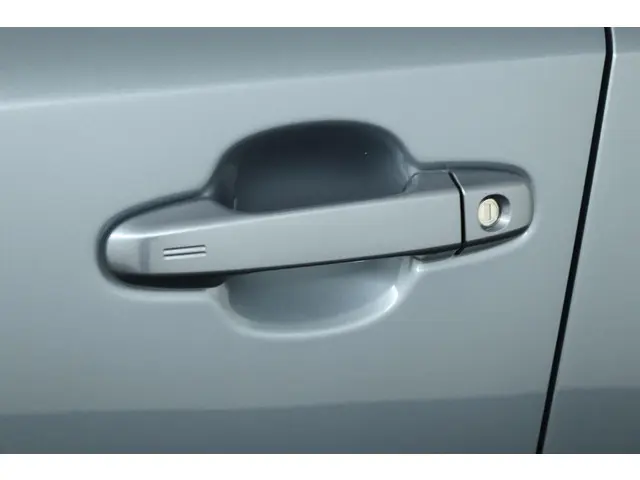 Toyota C-HR 1.8 Hybrid Executive 2022 Hybride Benzine 38