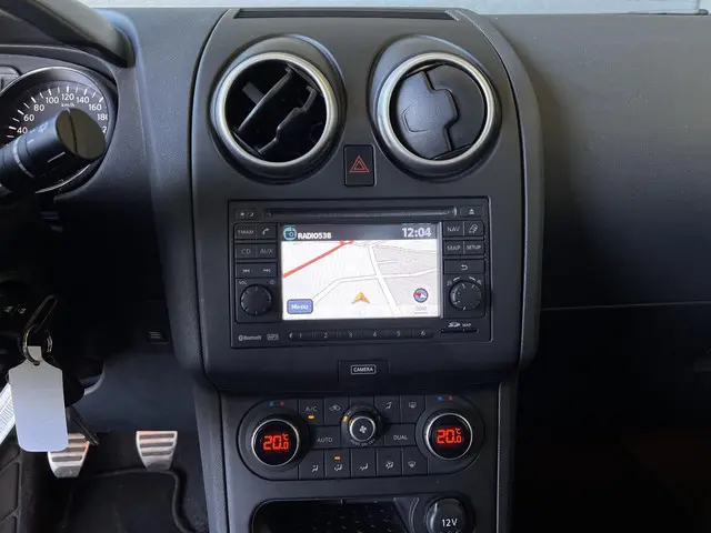 Nissan QASHQAI 1.6 360 2013 Benzine 12