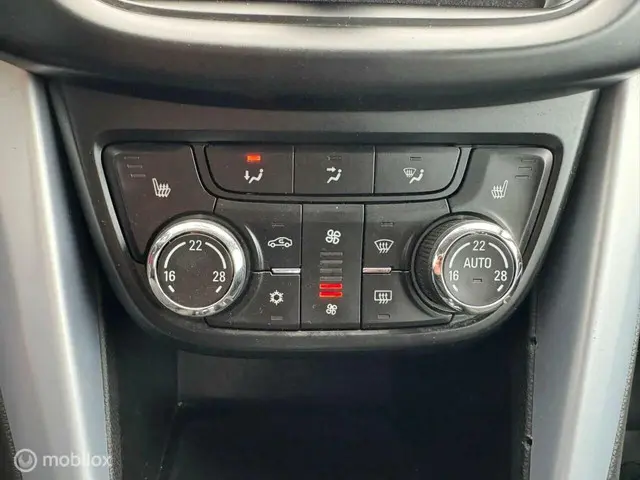 Opel Zafira Tourer 1.6 Innovation 2016 CNG 11