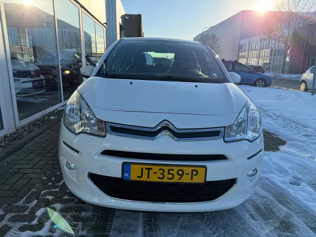 Citroën C3 1.2 PureTech Selection 2016 Benzine 4