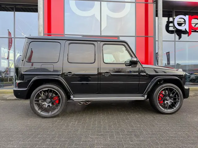 Mercedes-Benz G-Klasse 63 2023 Benzine 5