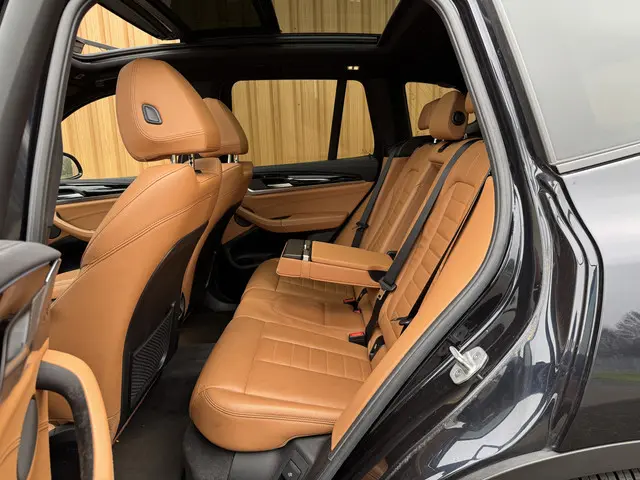 BMW iX3 High Executive 80 kWh 2021 Elektrisch 11