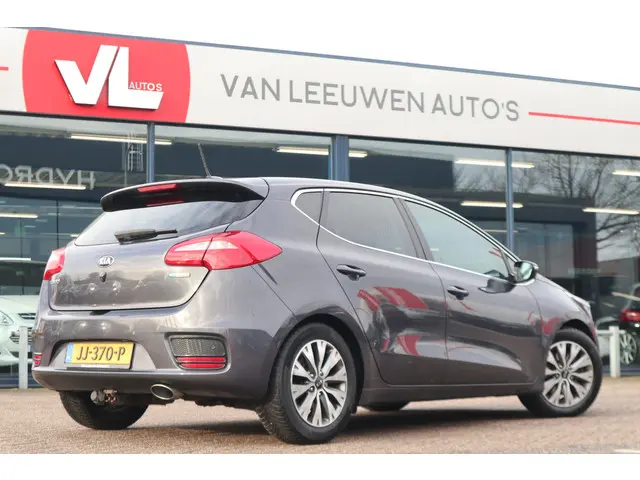 Kia cee'd 1.0 T-GDi DynamicLine 2016 Benzine 2