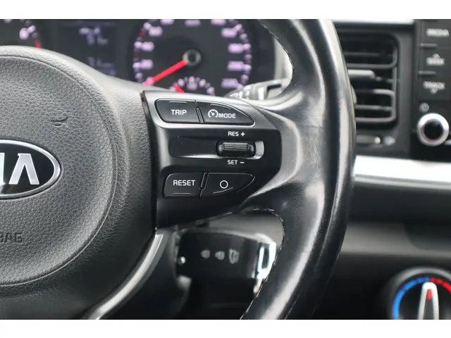 Kia Stonic 1.0 T-GDi DynamicLine 2019 Benzine 16