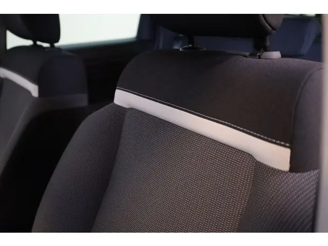 Citroën C3 Aircross PT 130 Max Automaat-6 2024 Benzine 27