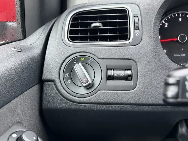 Volkswagen Polo 1.6 TDI Highline 2012 Diesel 11