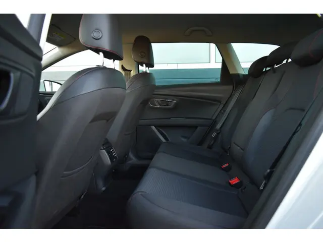 SEAT Leon ST 1.4 EcoTSI FR Automaat 2016 Benzine 11