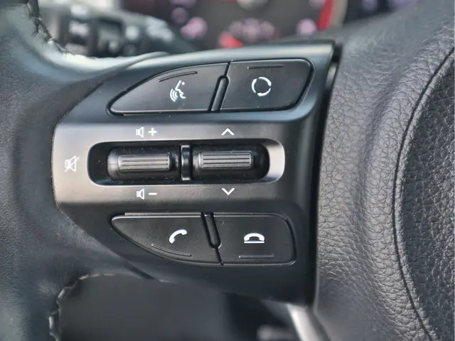 Kia Stonic 1.0 T-GDi DynamicPlusLine 2020 Benzine 10