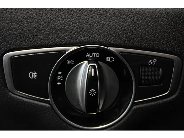 Mercedes-Benz E-Klasse Coupé 200 Premium 2019 Benzine 22