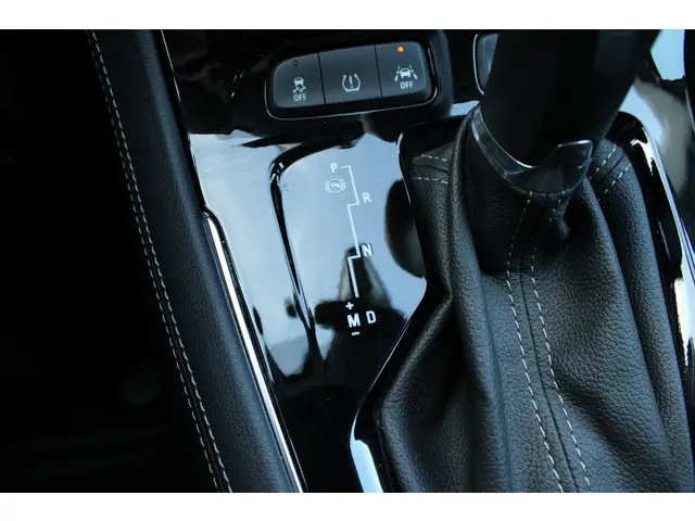 Opel Grandland X 1.2 Turbo Innovation 2020 Benzine 24