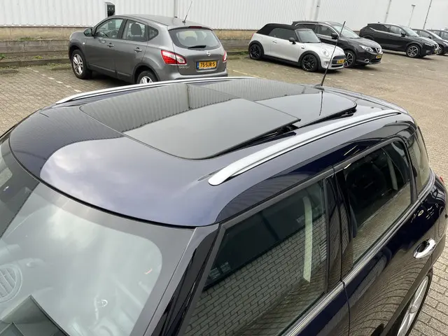 MINI Countryman 1.6 One Knockout Edition 2014 Benzine 70