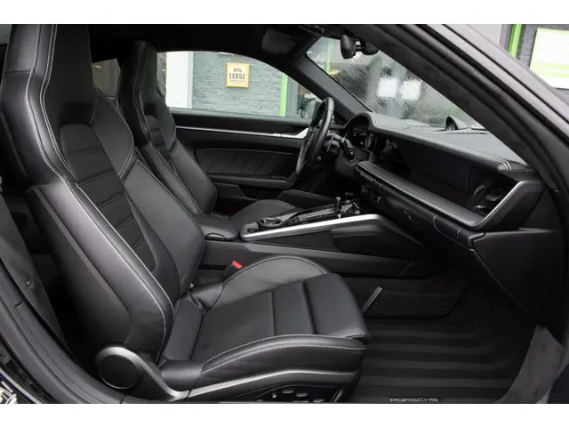 Porsche 911 3.8 Turbo 2021 Benzine 13