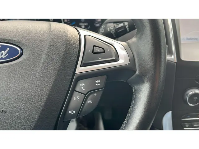 Ford S-Max 2.5 FHEV Titanium 7P 2022 Hybride Benzine 21