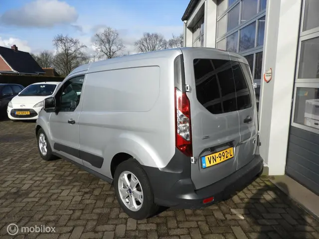 Ford Transit Connect 1.6 TDCI Ambiente 2015 Diesel 4