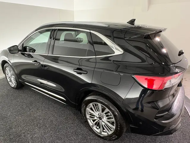 Ford Kuga 2.5 PHEV Vignale 2021 Hybride Benzine 21