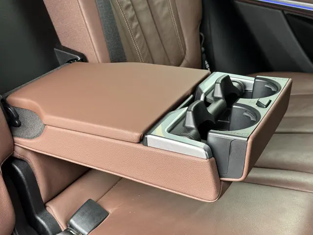 BMW X5 xDrive40i High Executive 7p. 2019 Benzine 42
