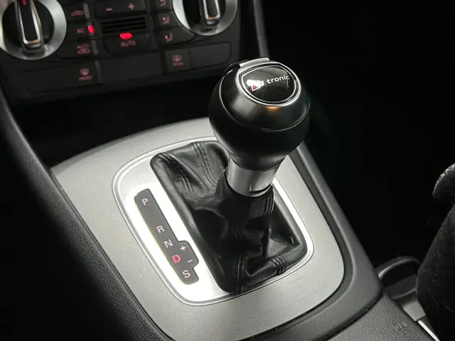 Audi Q3 2.0 TFSI quattro Pro Line 2014 Benzine 30