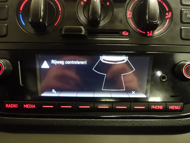 SEAT Mii 1.0 Intense- 2019 Benzine 10