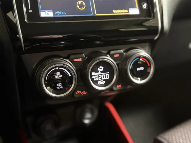 Suzuki Swift 1.4 Sport Smart Hybrid 2022 Benzine 27