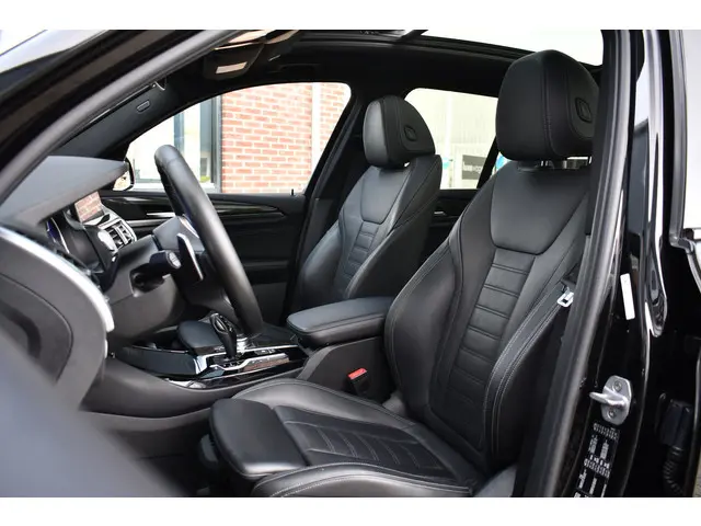 BMW X3 xDrive30i M-Sport 2018 Benzine 4