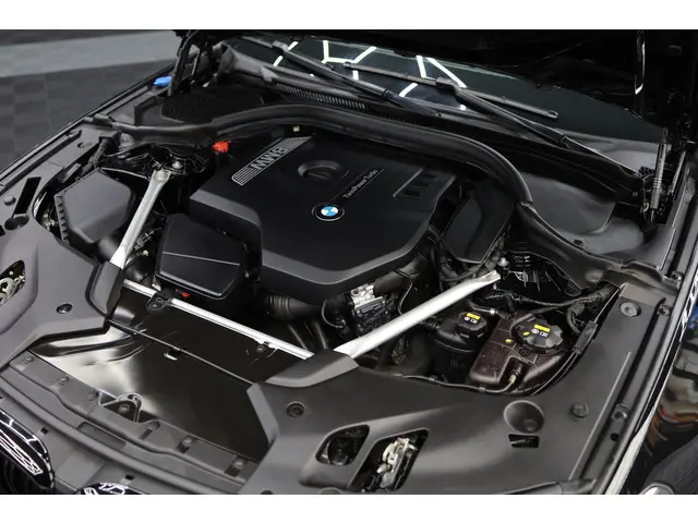 BMW 5 Serie Touring 530i High Executive | 2018 Benzine 30