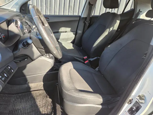 Hyundai i10 1.0i i-Motion Comfort Plus 2019 Benzine 13