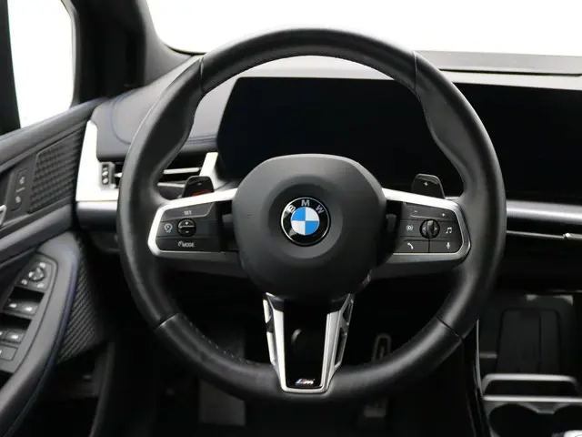BMW 2 Serie Active Tourer 220i 2025 Benzine 8