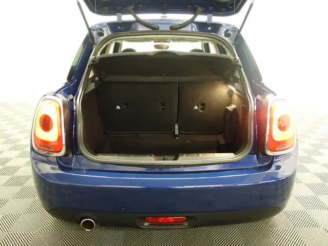 MINI Cooper 1.5 D One Salt- 2015 Diesel 25