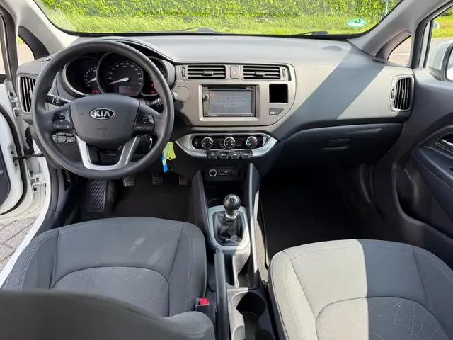 Kia Rio 1.2 CVVT Comfort Pack 2013 Benzine 8