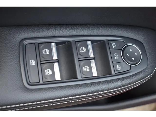 Renault Arkana TCe 140 EDC Intens 2021 Benzine 24