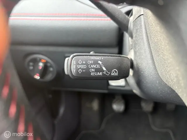 SEAT Arona 1.0 TSI FR Business Intense 2019 Benzine 16