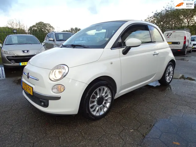 Fiat 500C 1.2 Lounge AIRCO/LMV/CABRIO 2013 Benzine