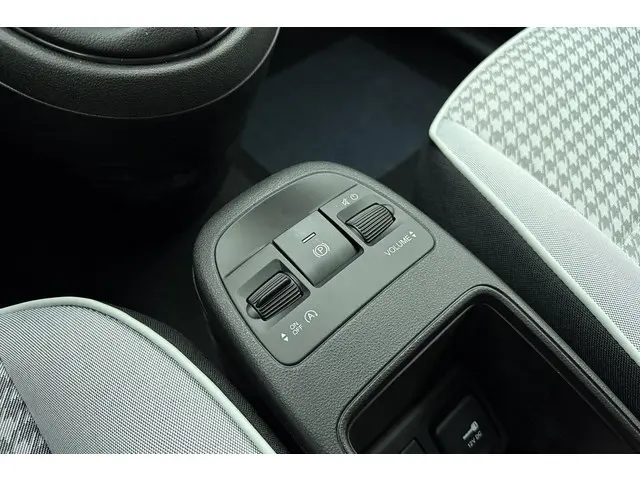 Fiat 500 1.0 Hybrid Torino Launch Edition 2026 Benzine 19