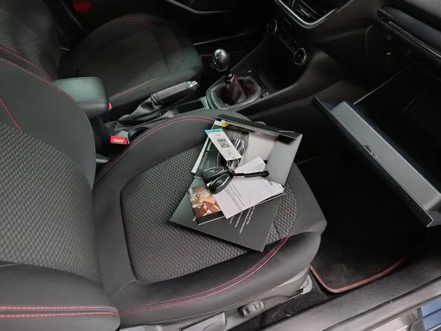 Ford Fiesta 1.0 EcoBoost Hybrid ST-Line X 2023 Benzine 19