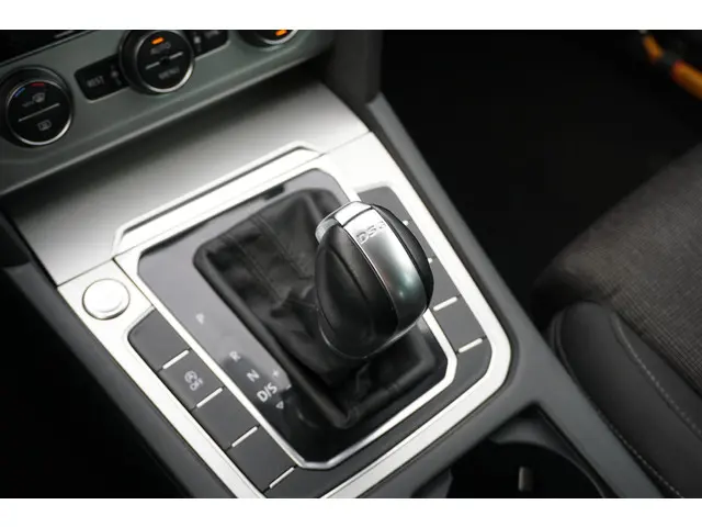 Volkswagen Passat 1.6 TDI Comfortline 2015 Diesel 21