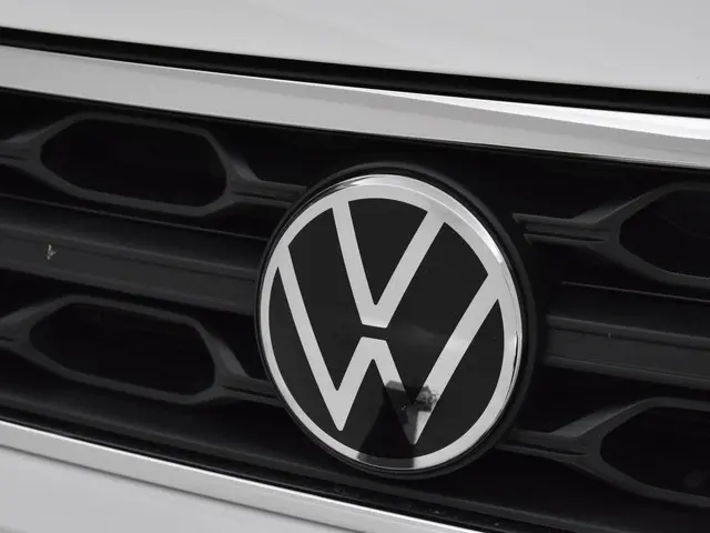 Volkswagen T-Roc 1.5 Tsi 150pk DSG Life 2023 Benzine 30