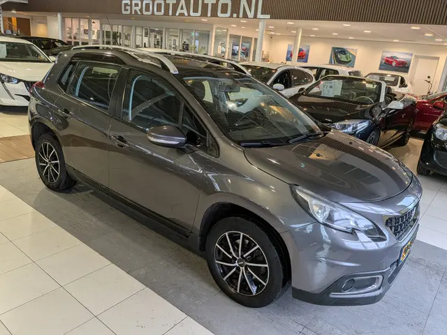 Peugeot 2008 1.2 PureTech Blue Lion 2017 Benzine