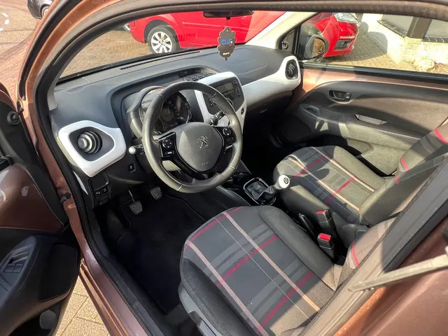 Peugeot 108 1.0 e-VTi Active *Airco*NAP* 2014 Benzine 6