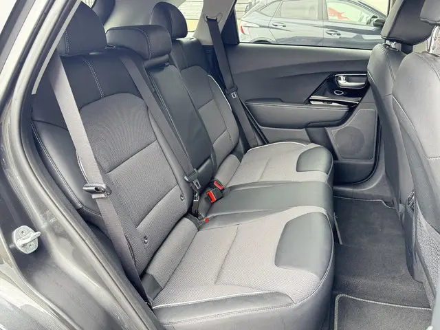 Kia e-Niro DYNAMICPLUSLINE 64 KWH 2021 Elektrisch 13